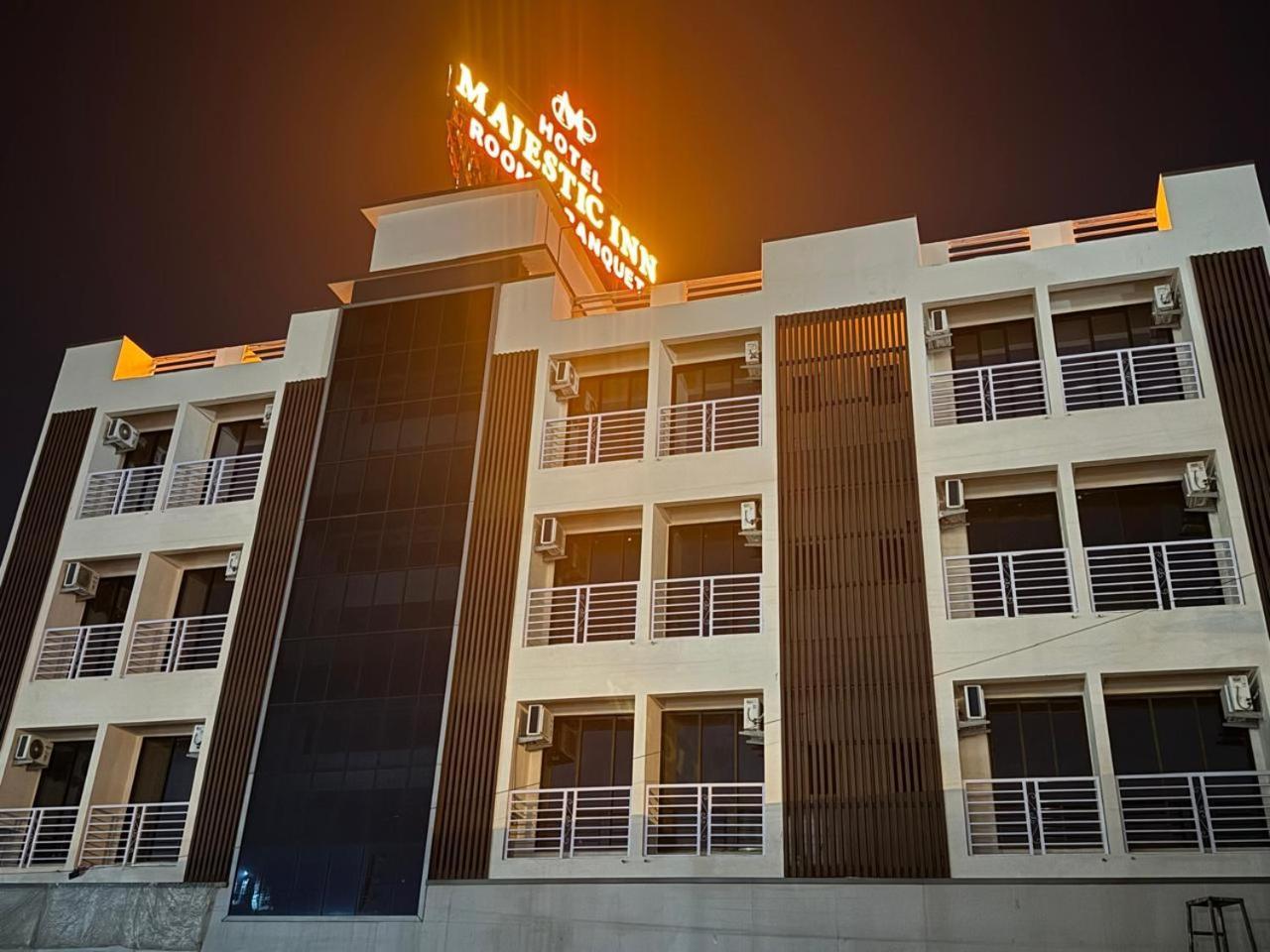 Majestic Inn فاساي المظهر الخارجي الصورة